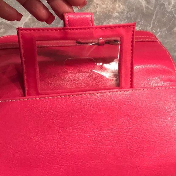 Pink Wallet - Picture 6 of 6